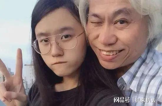 爷孙恋视频,跨越年龄的爱情故事